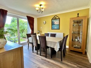 Dining Room- click for photo gallery